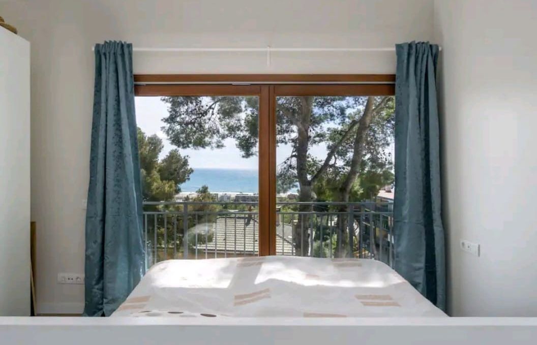 Stylish House with Amazing Seaview and Garden – Castelldefels